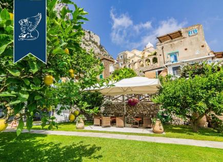 Casa para 5 000 000 euro en Nápoles, Italia