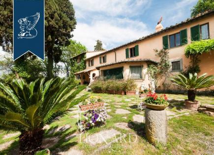 Villa for 1 800 000 euro in Pisa, Italy