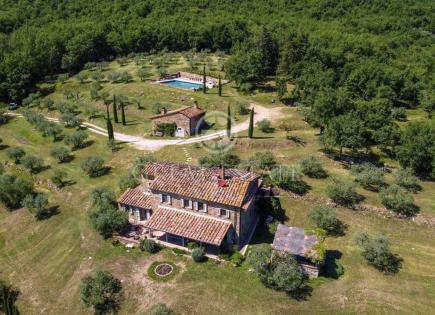 House for 1 250 000 euro in Arezzo, Italy