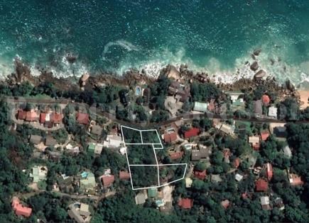 Land for 1 057 327 euro on Mahe, Seychelles