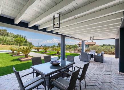 Villa for 2 300 000 euro on Lake Garda, Italy