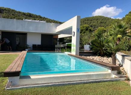 Villa for 2 050 000 euro on Costa Daurada, Spain