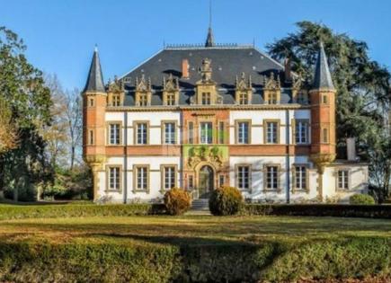 Castle for 1 560 000 euro in Toulouse, France