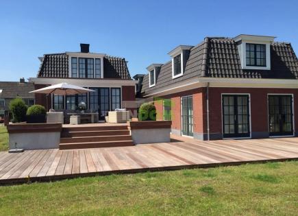 Villa for 2 212 000 euro in Amsterdam, Netherlands