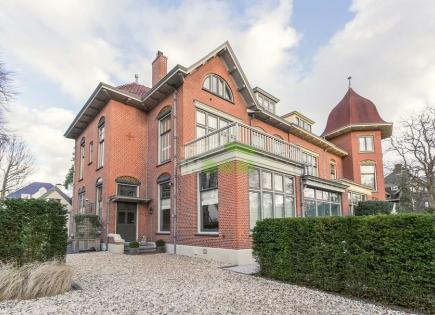 Villa para 1 786 400 euro en Ámsterdam, Países Bajos