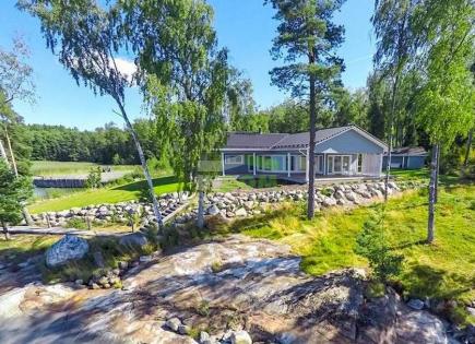 House for 1 450 000 euro in Turku, Finland