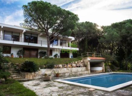 Villa for 1 400 000 euro on Costa Brava, Spain