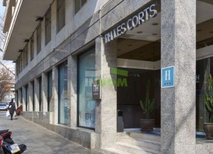 Commercial property for 950 000 euro in Barcelona, Spain