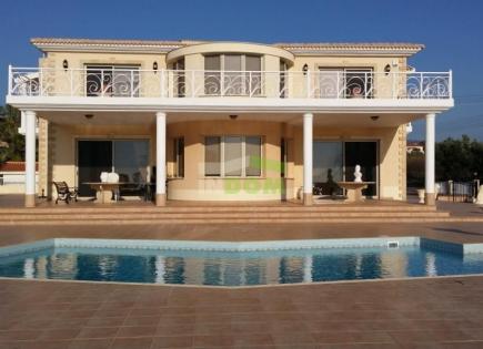 Villa for 3 600 000 euro in Paphos, Cyprus