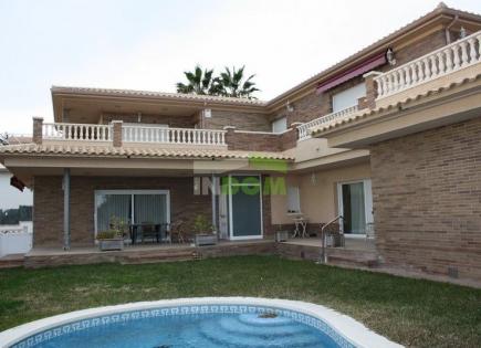 House for 525 000 euro on Costa Daurada, Spain