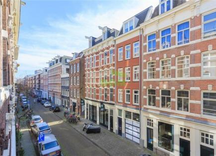 Apartamento para 481 600 euro en Ámsterdam, Países Bajos