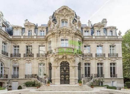 Apartment for 18 000 000 euro in Paris, France