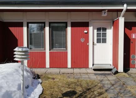 Casa adosada para 19 500 euro en Hyrynsalmi, Finlandia