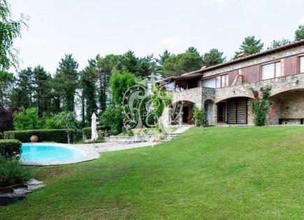 Villa for 1 240 000 euro in Castellina in Chianti, Italy