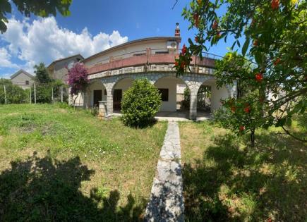 House for 380 000 euro in Kumbor, Montenegro