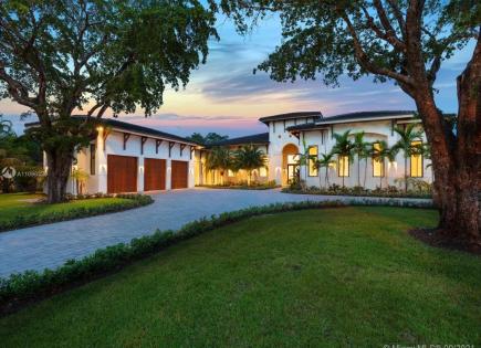 Villa for 6 436 477 euro in Miami, USA