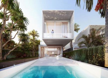 Villa for 1 850 000 euro in El Campello, Spain