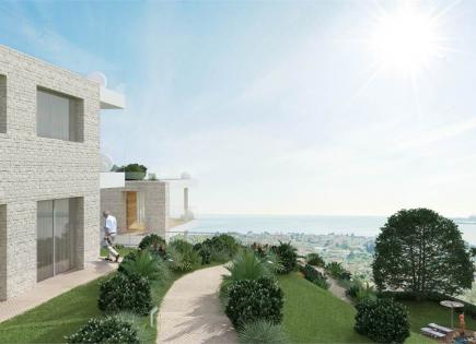 Penthouse for 990 000 euro on Lake Garda, Italy