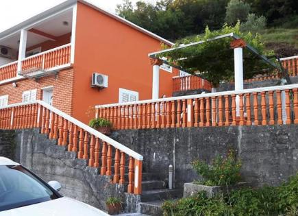 House for 220 000 euro in Lastva, Montenegro