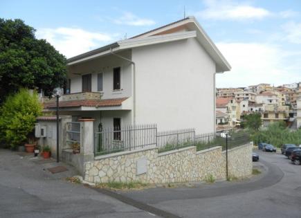 Haus für 190 000 euro in Belvedere Marittimo, Italien
