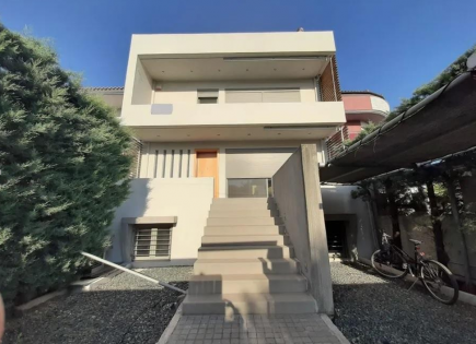 House for 340 000 euro in Loutraki, Greece