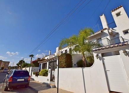 Townhouse for 149 900 euro in Orihuela Costa, Spain