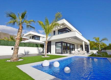 Villa for 635 000 euro in Benidorm, Spain