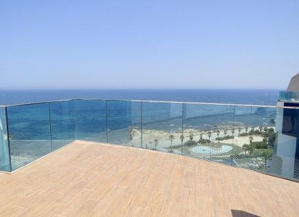 Penthouse for 670 000 euro in Orihuela Costa, Spain