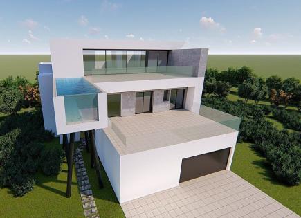 Villa for 825 000 euro in Rojales, Spain