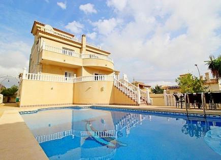 Villa for 469 900 euro in Orihuela Costa, Spain