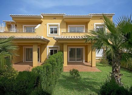 Apartment for 290 000 euro in Moraira, Spain