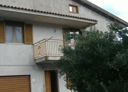 Casa para 95 000 euro en Scalea, Italia