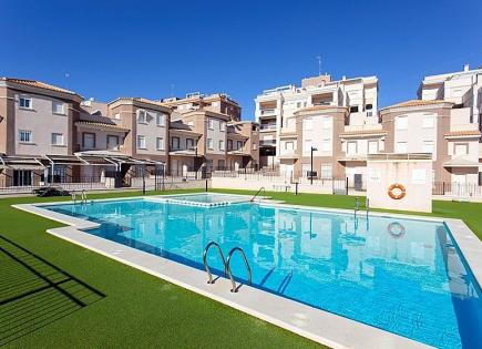 Villa for 242 000 euro in Santa Pola, Spain