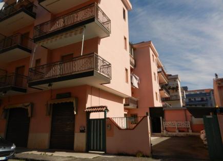 Wohnung für 125 000 euro in Scalea, Italien
