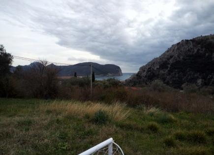 Land for 140 980 euro in Petrovac, Montenegro