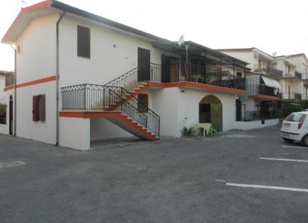 Flat for 73 000 euro in Santa Maria del Cedro, Italy