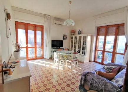 Appartement pour 79 000 Euro à Scalea, Italie