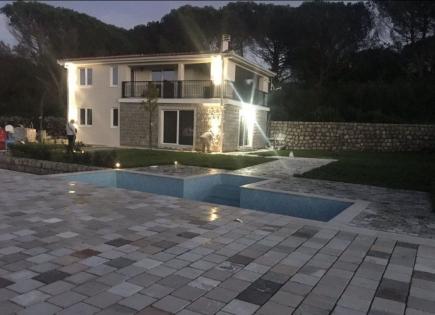 Villa for 500 000 euro in Kotor, Montenegro