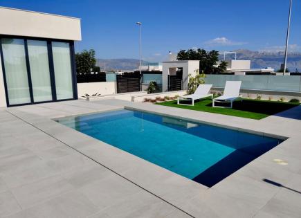 Villa for 414 500 euro in Polop de la Marina, Spain