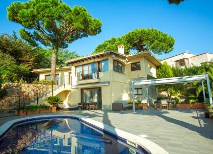 Villa for 1 390 000 euro in Lloret de Mar, Spain
