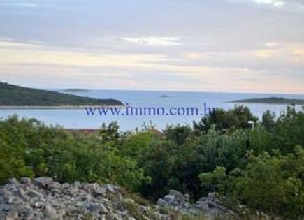 Land for 830 000 euro in Primosten, Croatia