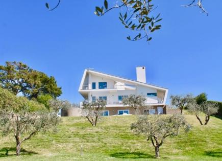 Villa für 875 000 euro in Olgiata, Italien