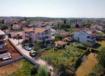 House for 2 266 000 euro in Porec, Croatia