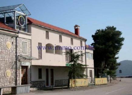 House for 1 800 000 euro in Sibenic, Croatia