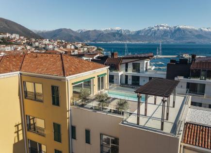 Penthouse for 2 285 124 euro in Herceg-Novi, Montenegro