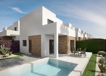 Villa for 239 000 euro in Orihuela Costa, Spain