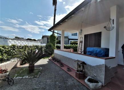 House for 98 000 euro in Scalea, Italy