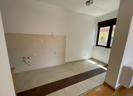 Apartment for 222 000 euro in Rafailovici, Montenegro