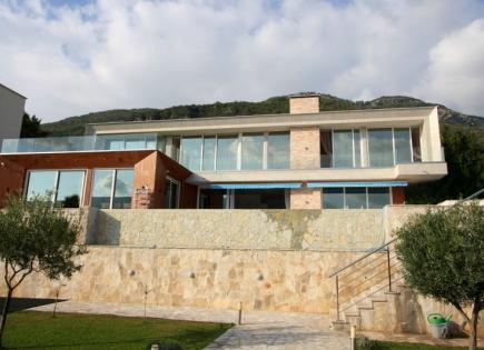 Villa for 3 500 000 euro in Denovici, Montenegro
