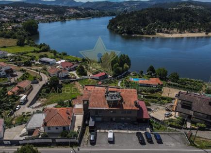 Hotel für 1 200 000 euro in Gondomar, Portugal